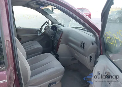 2001 Chrysler Town & Country Lx from USA, damaged, VIN 2C4GP44381R335682